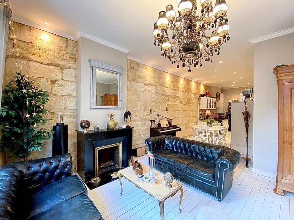 Grand Appartement Haussmanien De Standing Avec Jacuzzi Terrasse Et Parking En Hyper Centre Bordeaux Luaran gambar